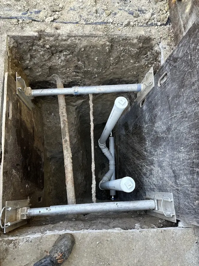 Experienced plumber completing Gas Line Repair work in East Caln